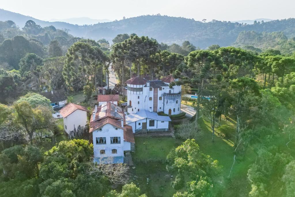 Velinn Pousada Torre Branca
